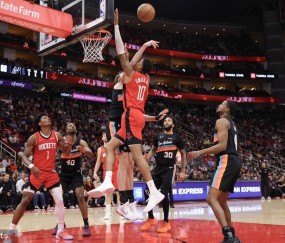 文班亚马14+10申京20+13+9 火箭逆转马刺