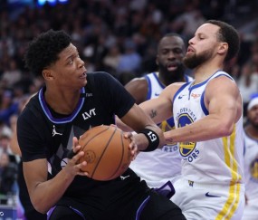 库里27分马尔卡宁18分 勇士大胜爵士