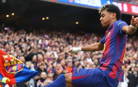 帽子戏法！18岁亚马尔封神之战，西甲最年轻纪录诞生