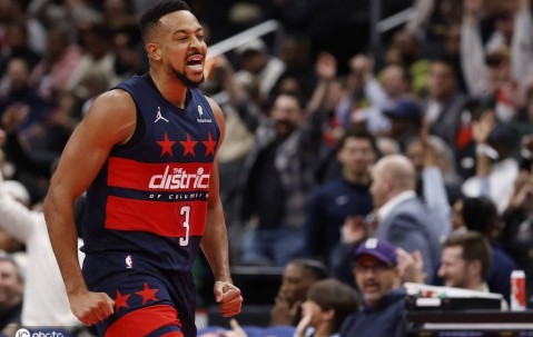 麦科勒姆46分命中10记三分 奇才主场大胜老鹰