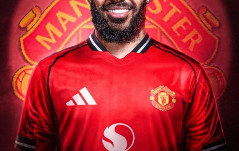 周薪5万镑 加盟曼联翻5倍 英媒称姆贝莫在曼联周薪可达25万镑