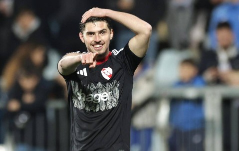 欧协联2-1，23岁阿根廷悍将破门，法甲第8掀翻里耶卡，占得先机