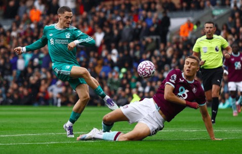 1-0！95分钟绝杀 英超11.2亿豪门11打10险胜升班马 全胜守住榜首