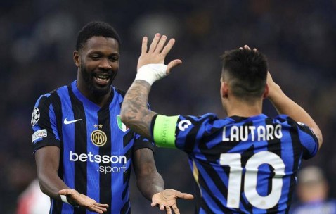 意甲劲旅争夺战升级：阿莱格里率领米兰登顶，国米誓拿三分稳固排名