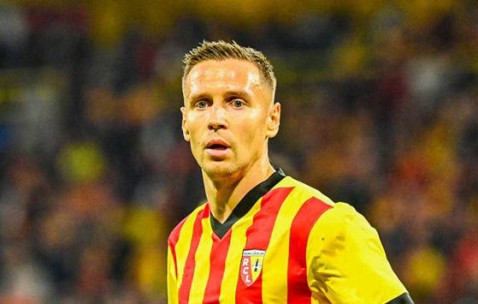 法甲焦点战：朗斯展现反弹势头 欧塞尔状态下滑明显