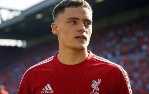 截胡曼城、皇马、拜仁！掏1.5亿欧，名记：利物浦60%把握签下维尔茨