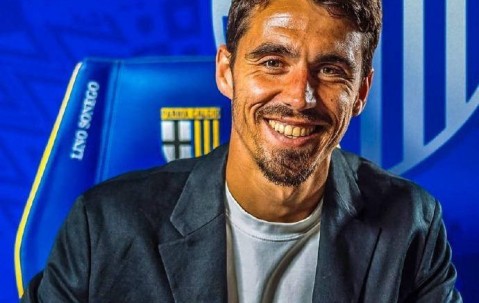 “年少有为”29岁西班牙少帅奎斯塔挑战意甲，创纪录执教帕尔马