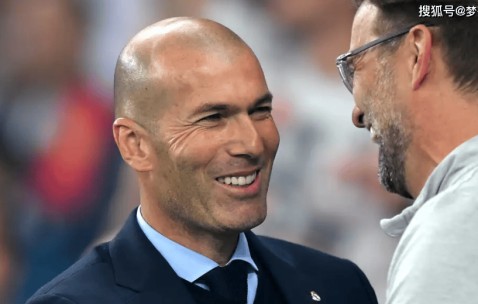 皇马帅位危机！阿隆索对阵曼城若输球恐下课，齐达内或回归