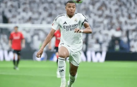 大反转，姆巴佩突爆争议发言！大巴黎很意外，球迷：后悔来皇马了