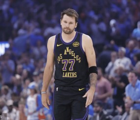 痛失关键先生！东契奇伤情更新后 湖人夺冠概率跌至2%