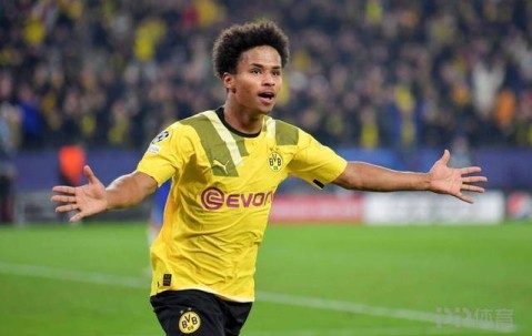 韦勒认为，足协过度信赖纳帅，阿德耶米没有离队的打算