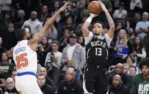 布伦森27+7唐斯17+13 尼克斯7人上双轻取雄鹿